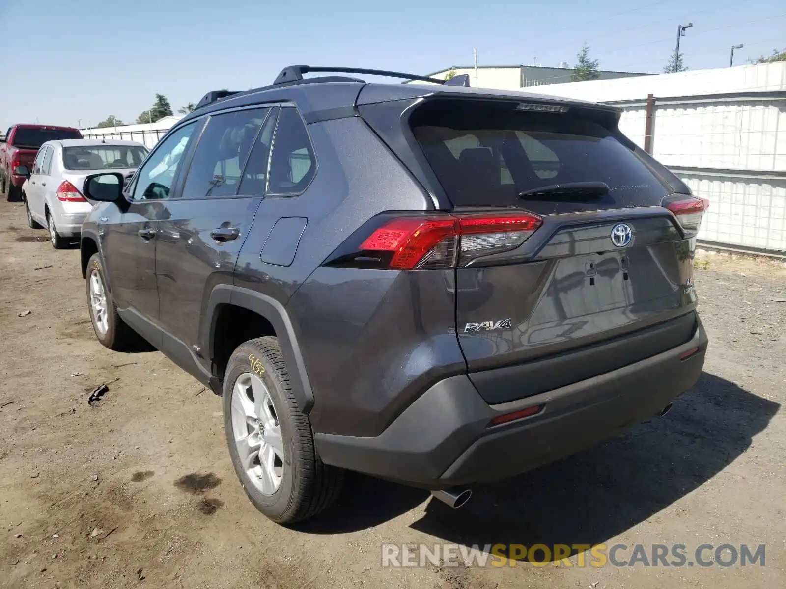 3 Photograph of a damaged car 4T3LWRFV6MU013372 TOYOTA RAV4 2021