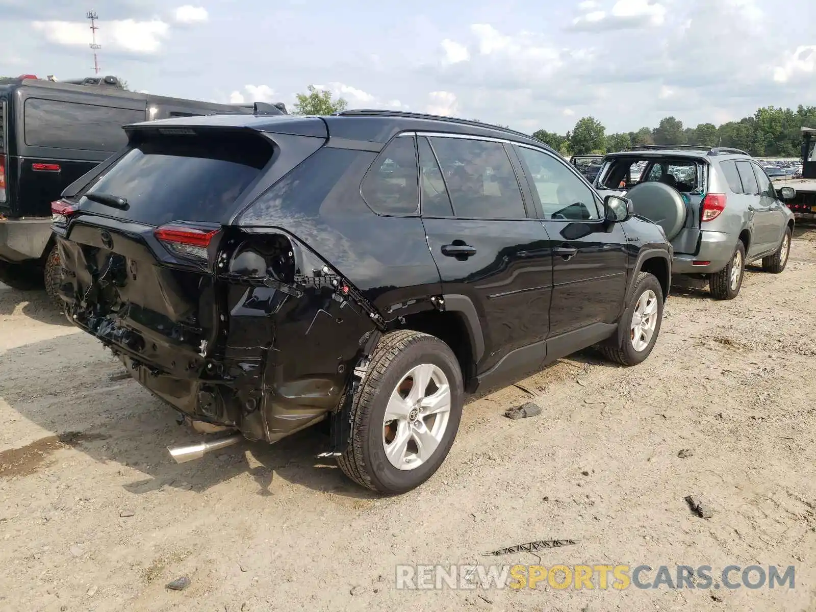 4 Photograph of a damaged car 4T3LWRFV6MU016353 TOYOTA RAV4 2021