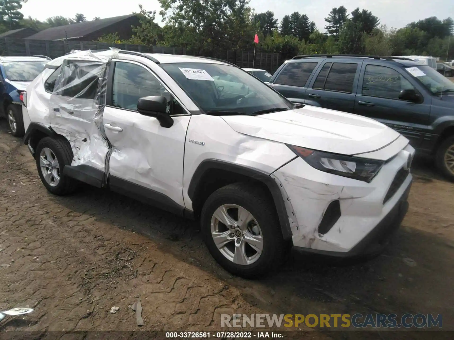 1 Photograph of a damaged car 4T3LWRFV6MU018636 TOYOTA RAV4 2021