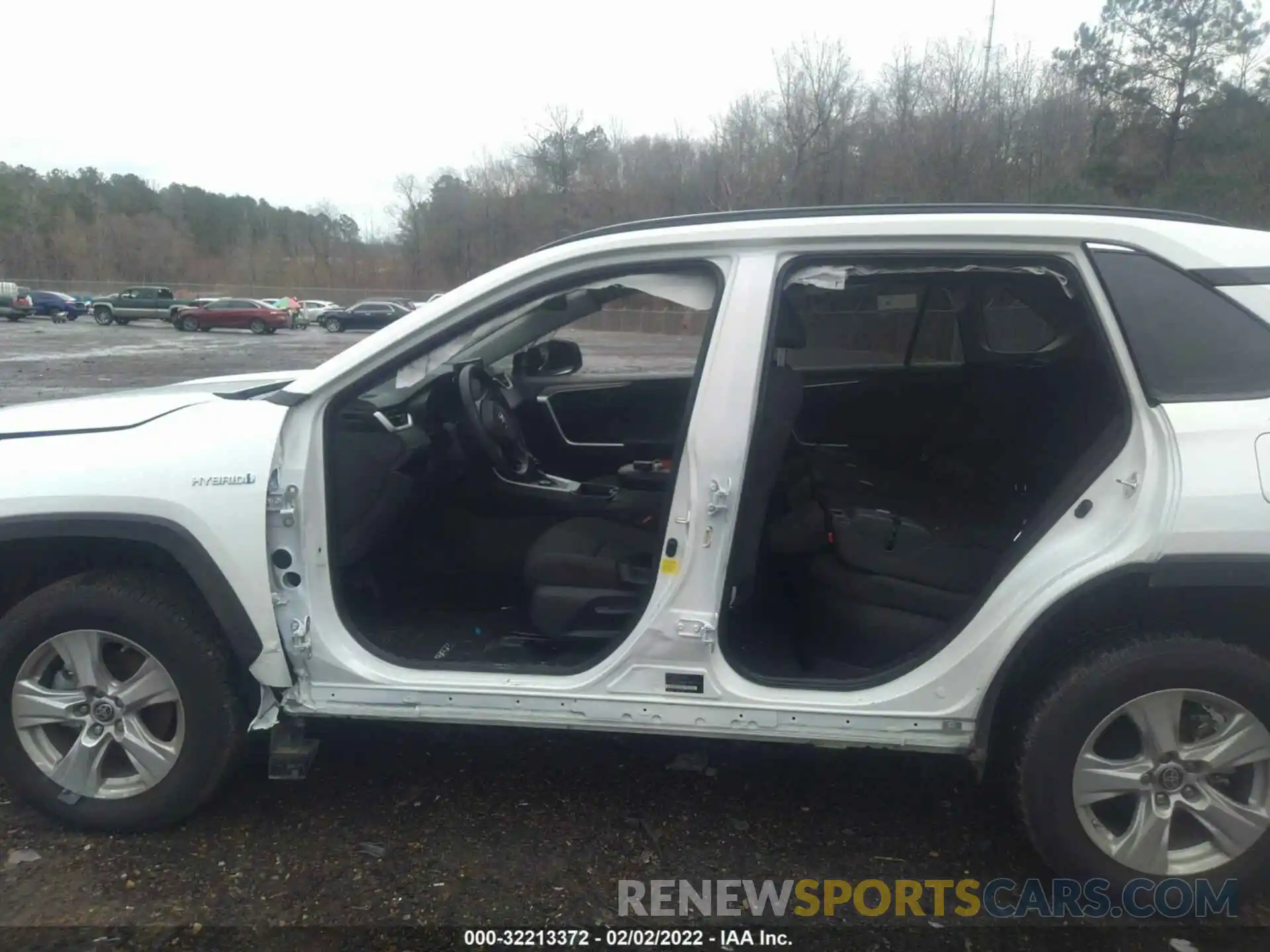 6 Photograph of a damaged car 4T3LWRFV6MU019835 TOYOTA RAV4 2021