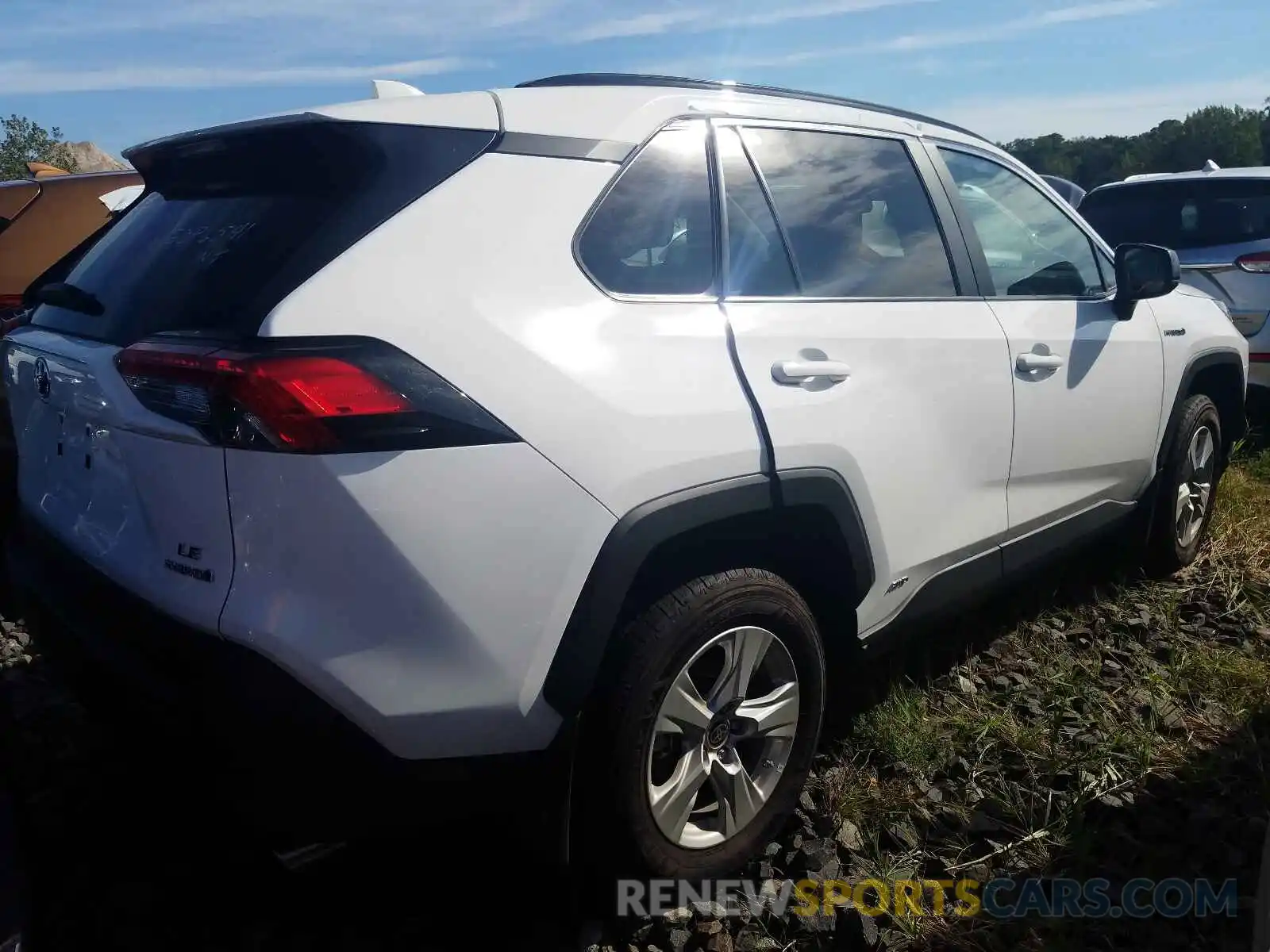 4 Photograph of a damaged car 4T3LWRFV8MU020338 TOYOTA RAV4 2021