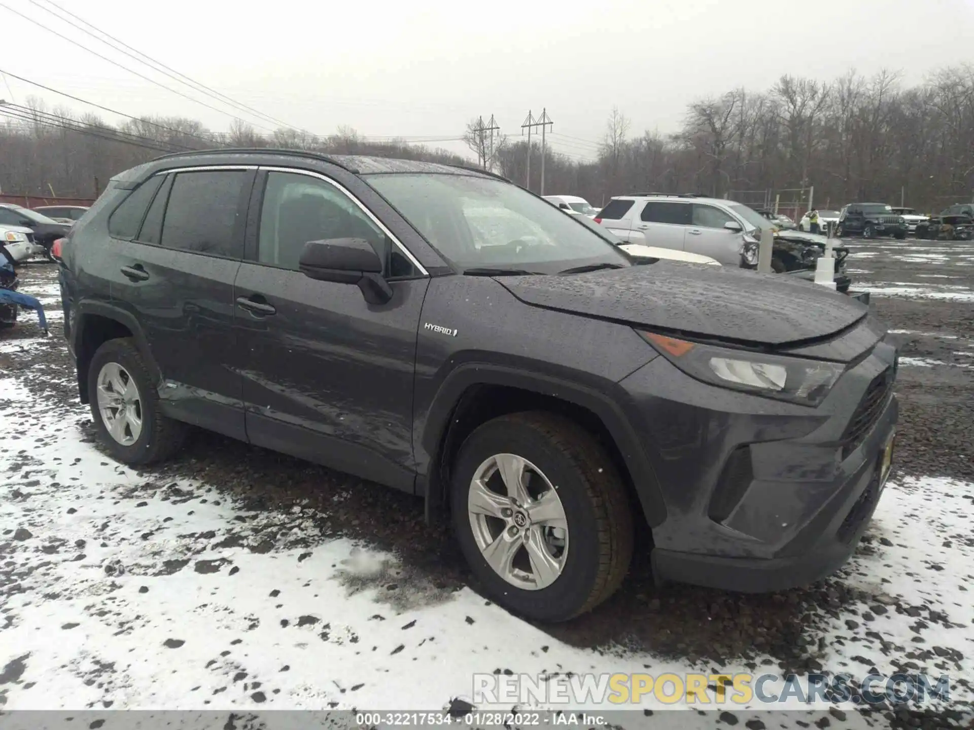 1 Photograph of a damaged car 4T3LWRFV8MU039276 TOYOTA RAV4 2021