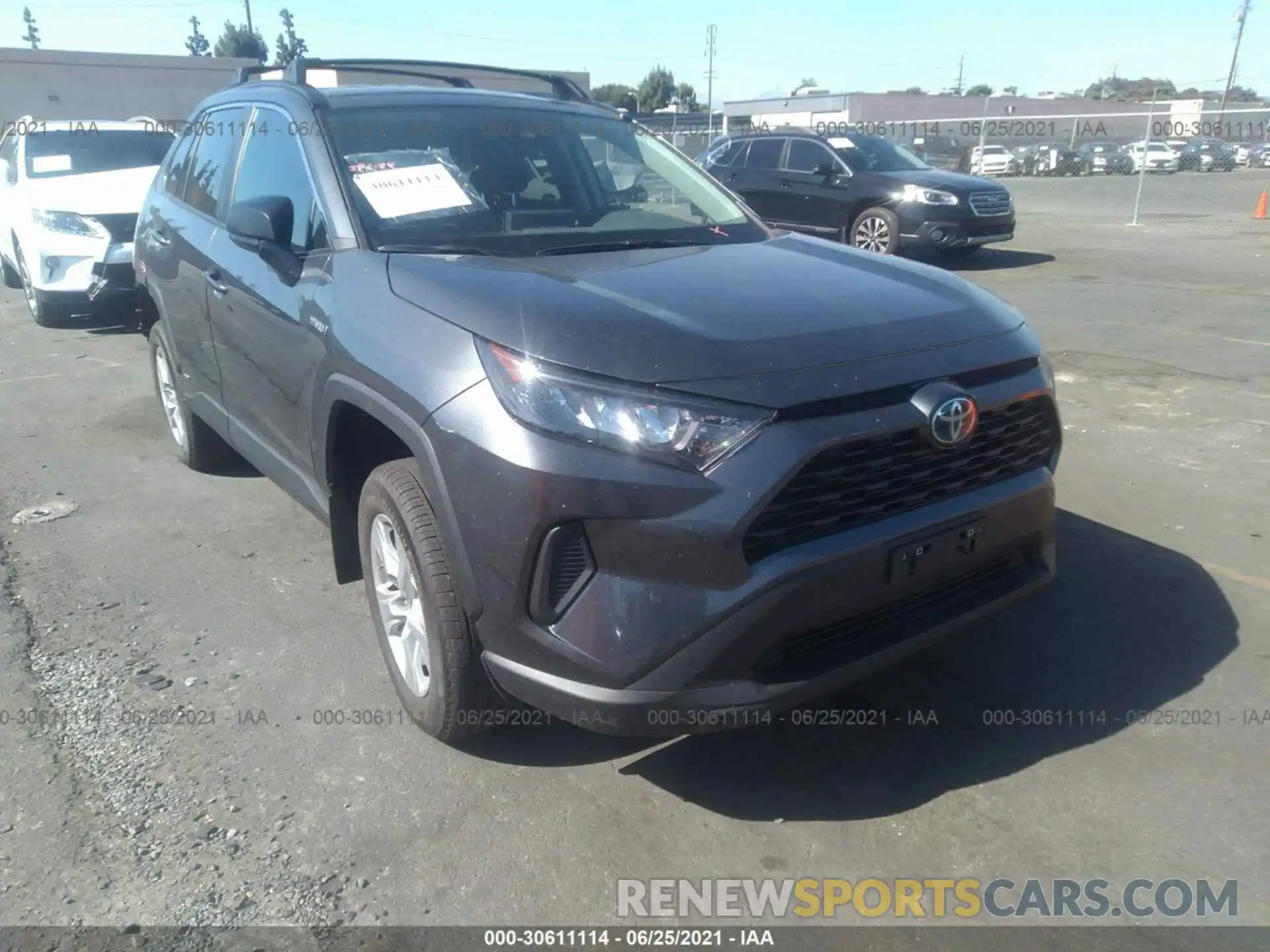 1 Фотография поврежденного автомобиля 4T3LWRFVXMU012418 TOYOTA RAV4 2021