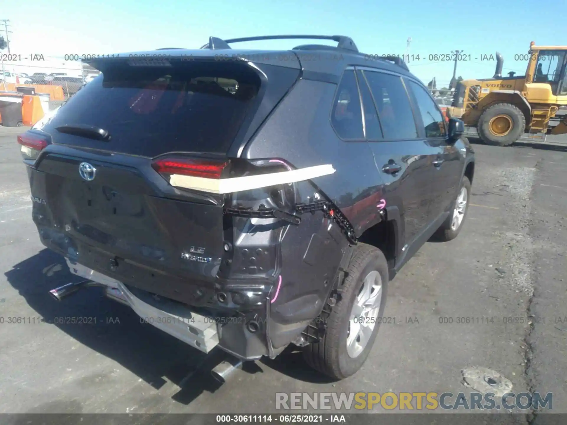 4 Фотография поврежденного автомобиля 4T3LWRFVXMU012418 TOYOTA RAV4 2021