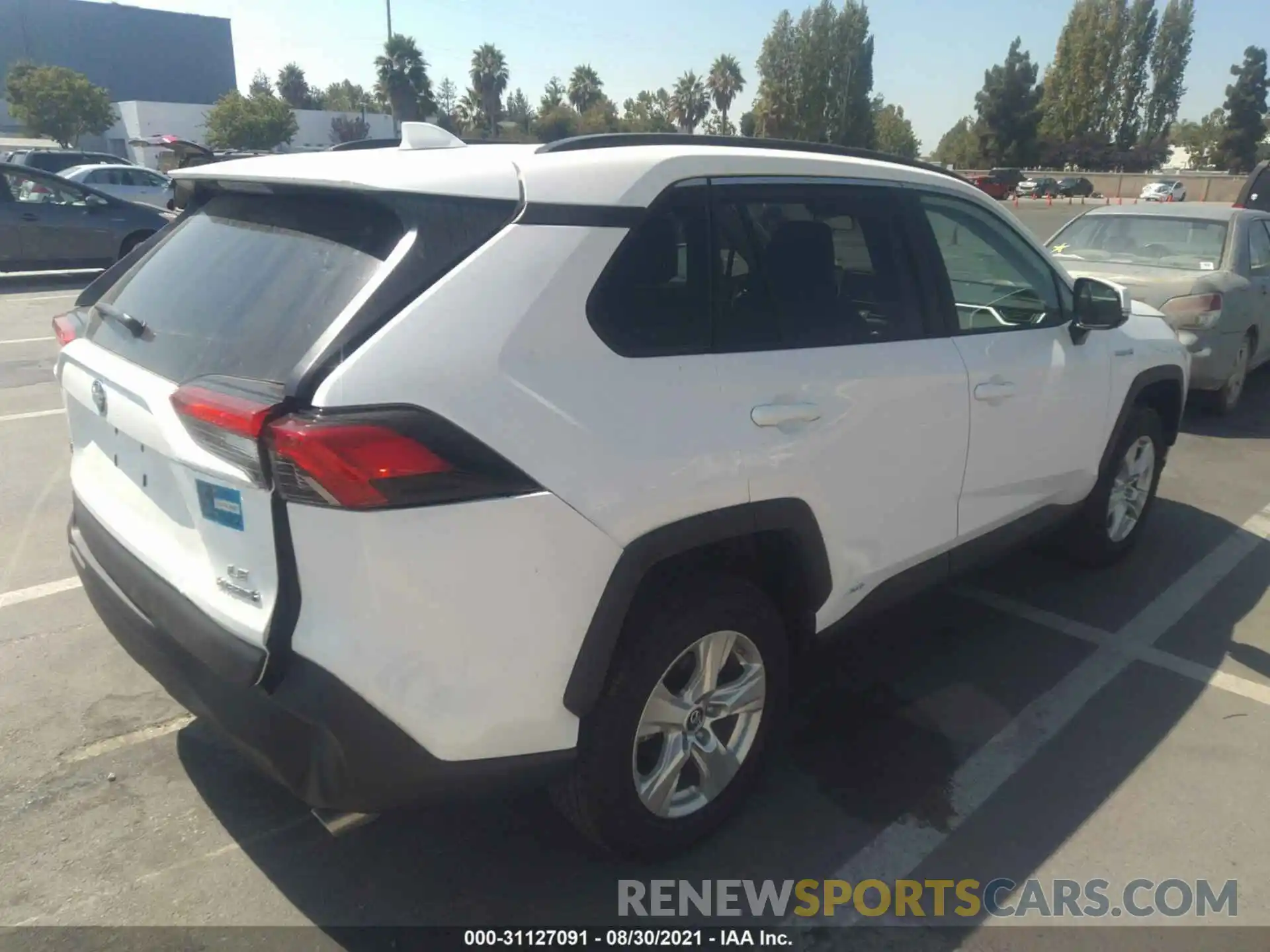 4 Photograph of a damaged car 4T3M6RFV1MU011906 TOYOTA RAV4 2021