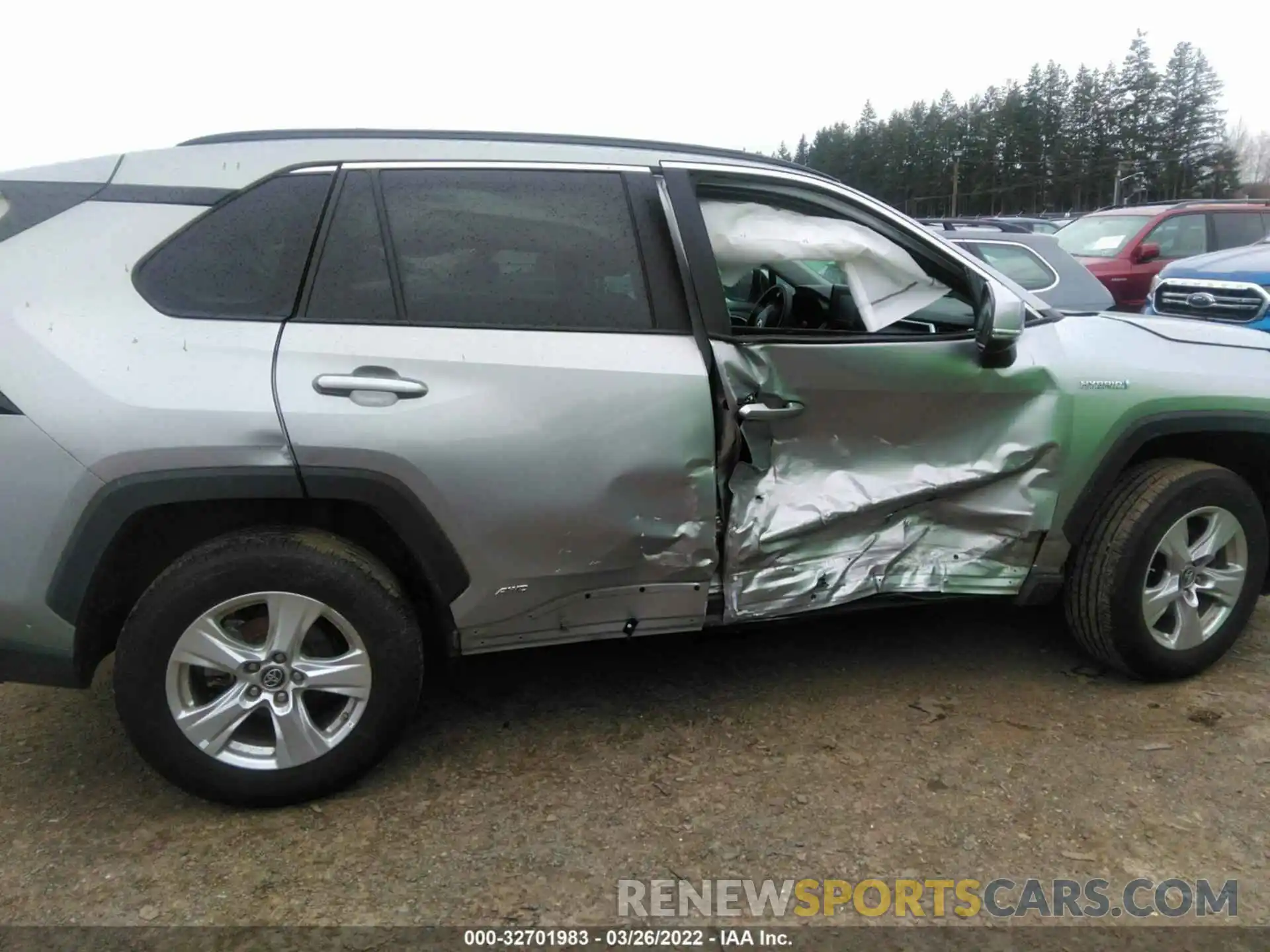 6 Photograph of a damaged car 4T3M6RFV2MU006486 TOYOTA RAV4 2021