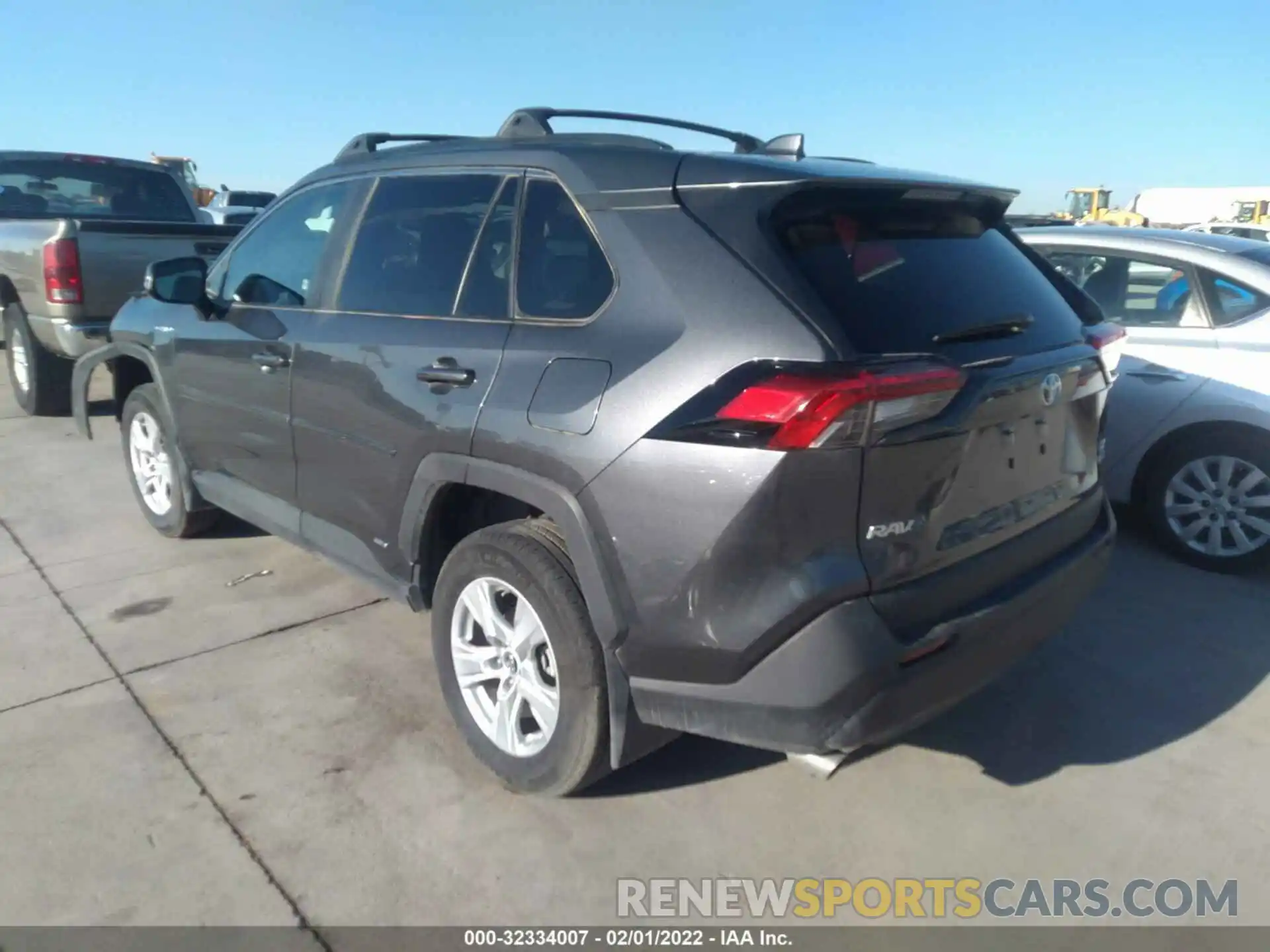 3 Photograph of a damaged car 4T3M6RFV2MU022512 TOYOTA RAV4 2021