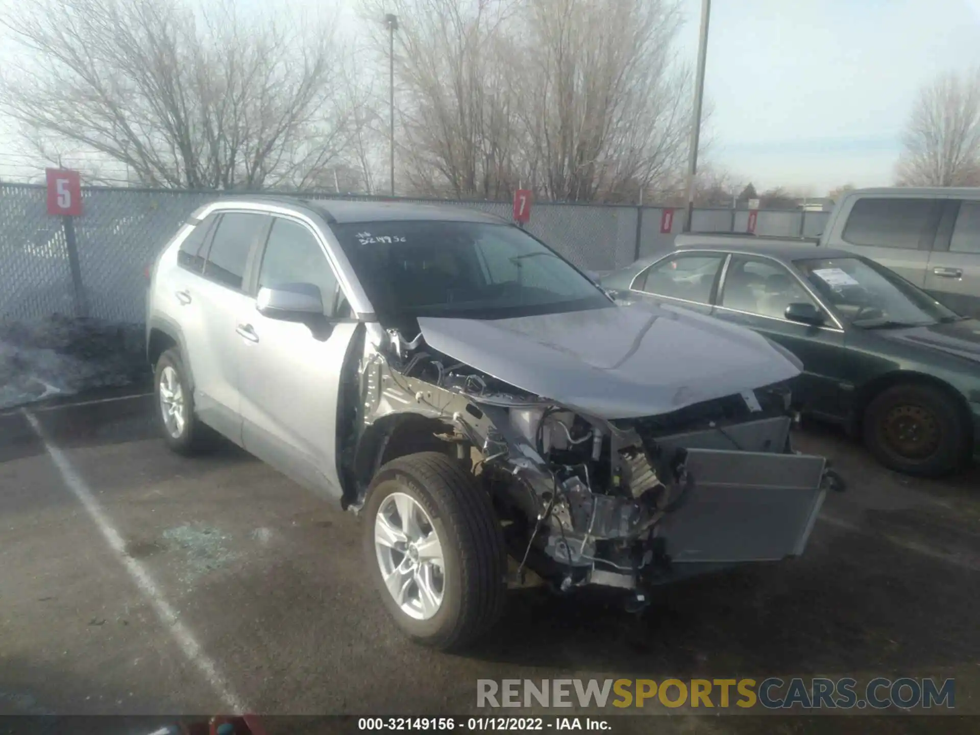 1 Photograph of a damaged car 4T3M6RFV3MU026102 TOYOTA RAV4 2021