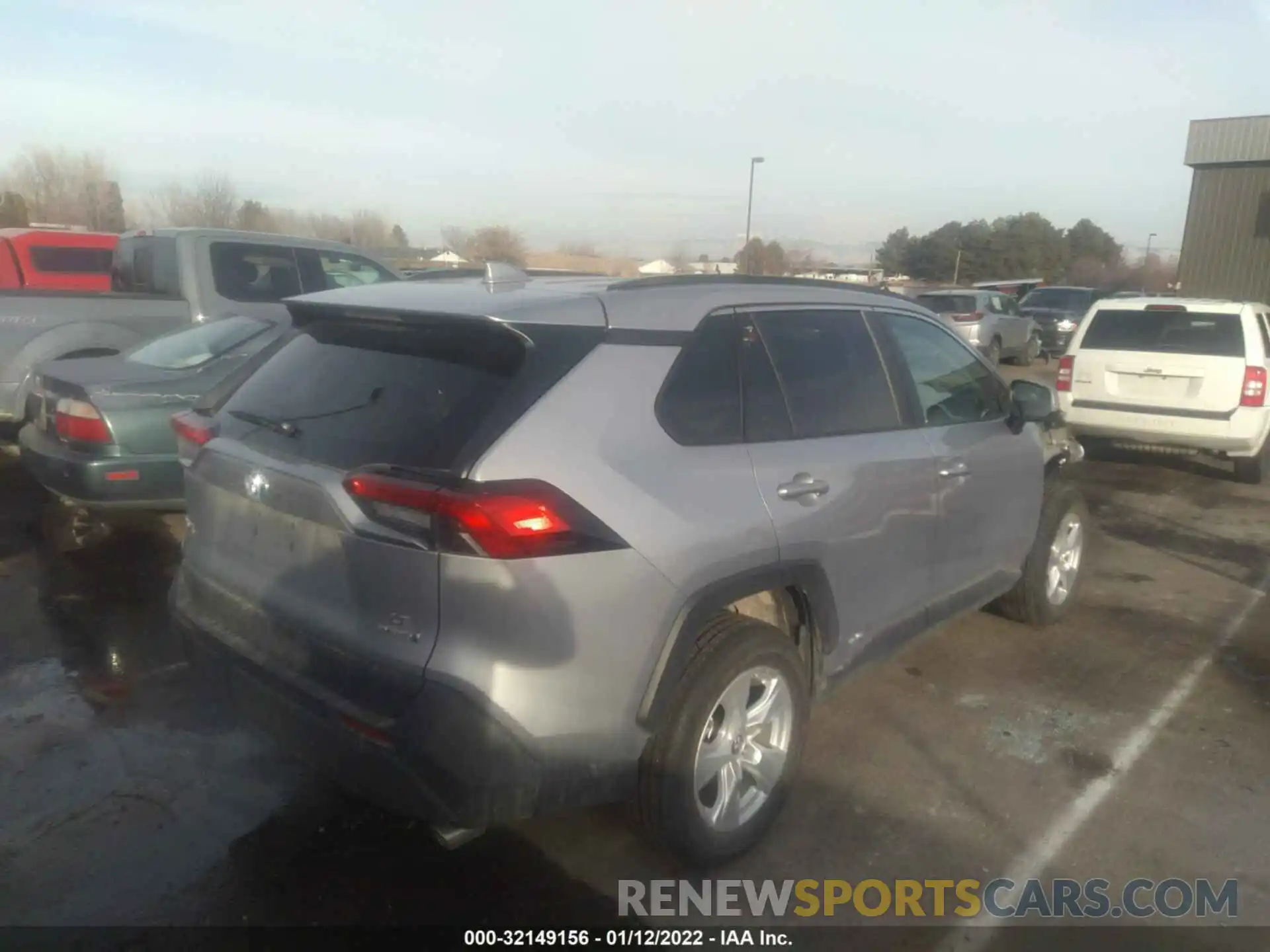 4 Photograph of a damaged car 4T3M6RFV3MU026102 TOYOTA RAV4 2021