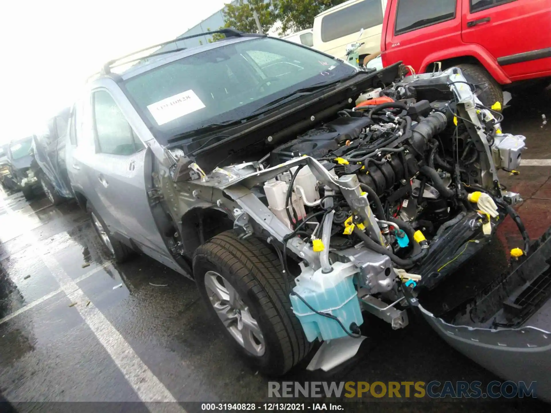 1 Photograph of a damaged car 4T3M6RFV5MU012220 TOYOTA RAV4 2021