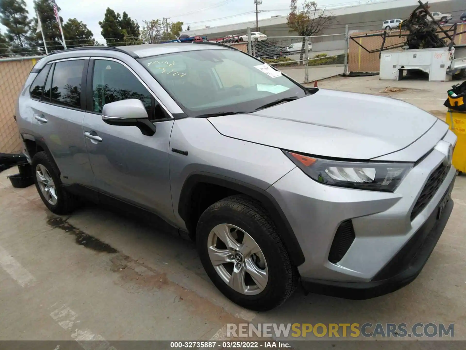 1 Photograph of a damaged car 4T3M6RFV6MU011884 TOYOTA RAV4 2021