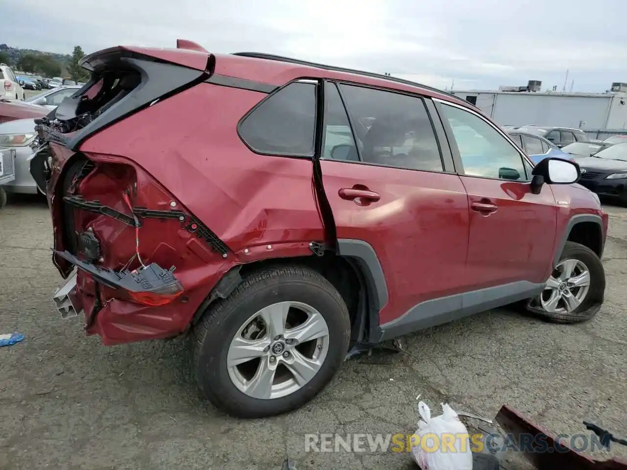 3 Photograph of a damaged car 4T3M6RFV6MU013635 TOYOTA RAV4 2021