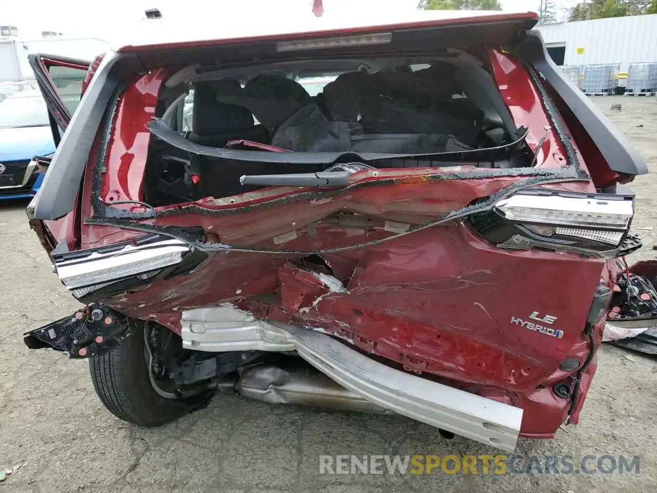 6 Photograph of a damaged car 4T3M6RFV6MU013635 TOYOTA RAV4 2021