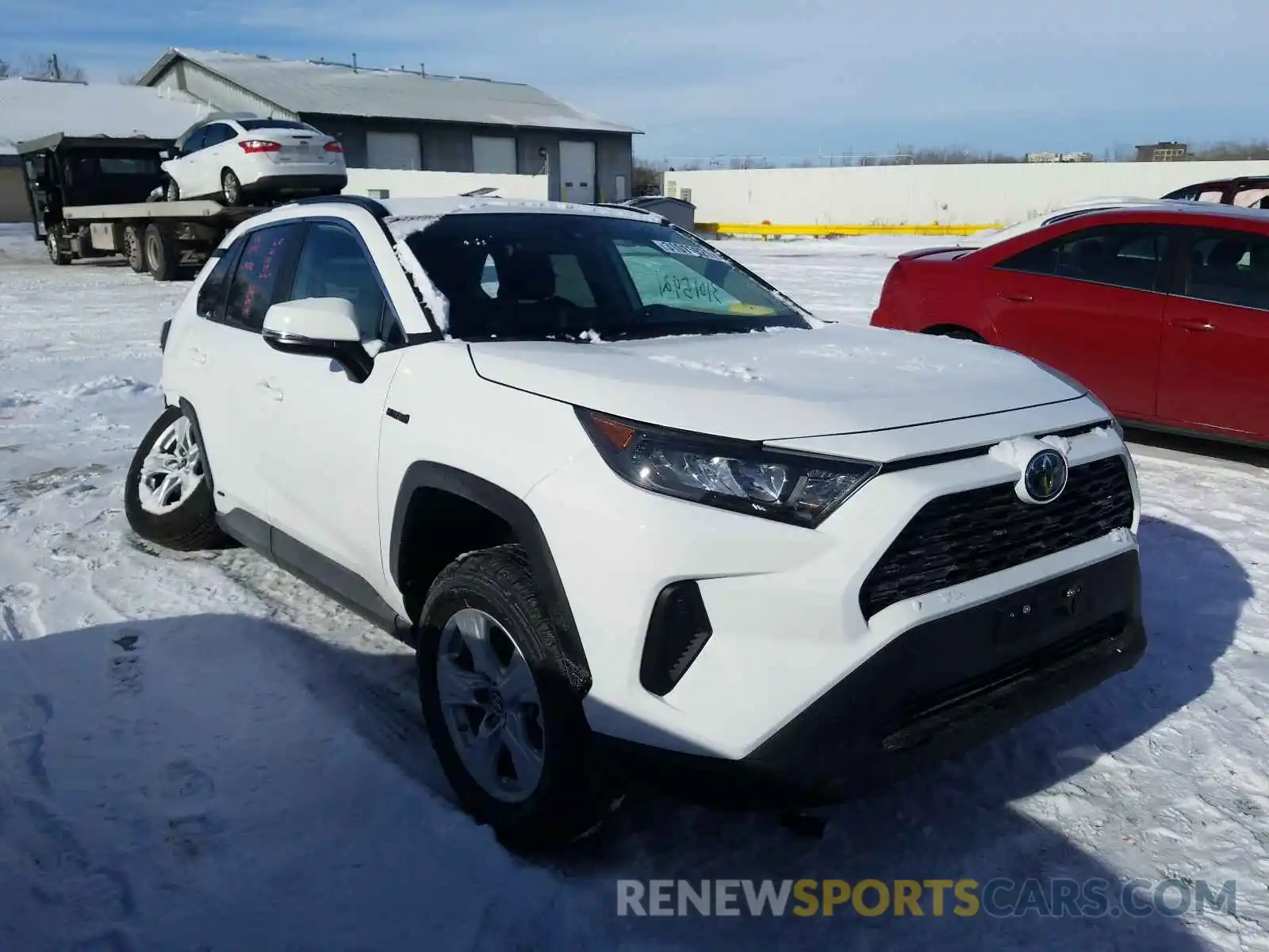 1 Photograph of a damaged car 4T3M6RFV7MU008010 TOYOTA RAV4 2021