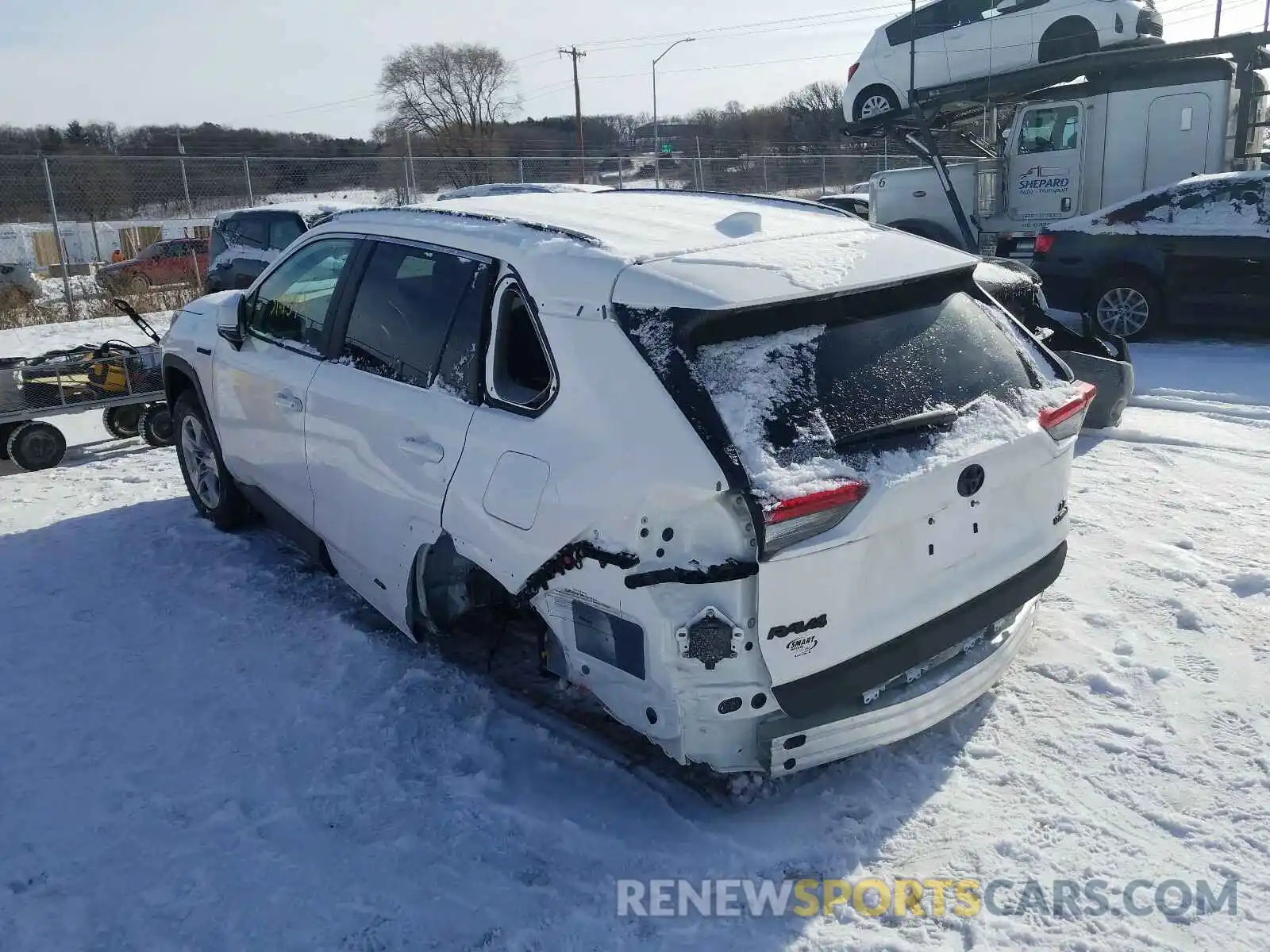 3 Photograph of a damaged car 4T3M6RFV7MU008010 TOYOTA RAV4 2021