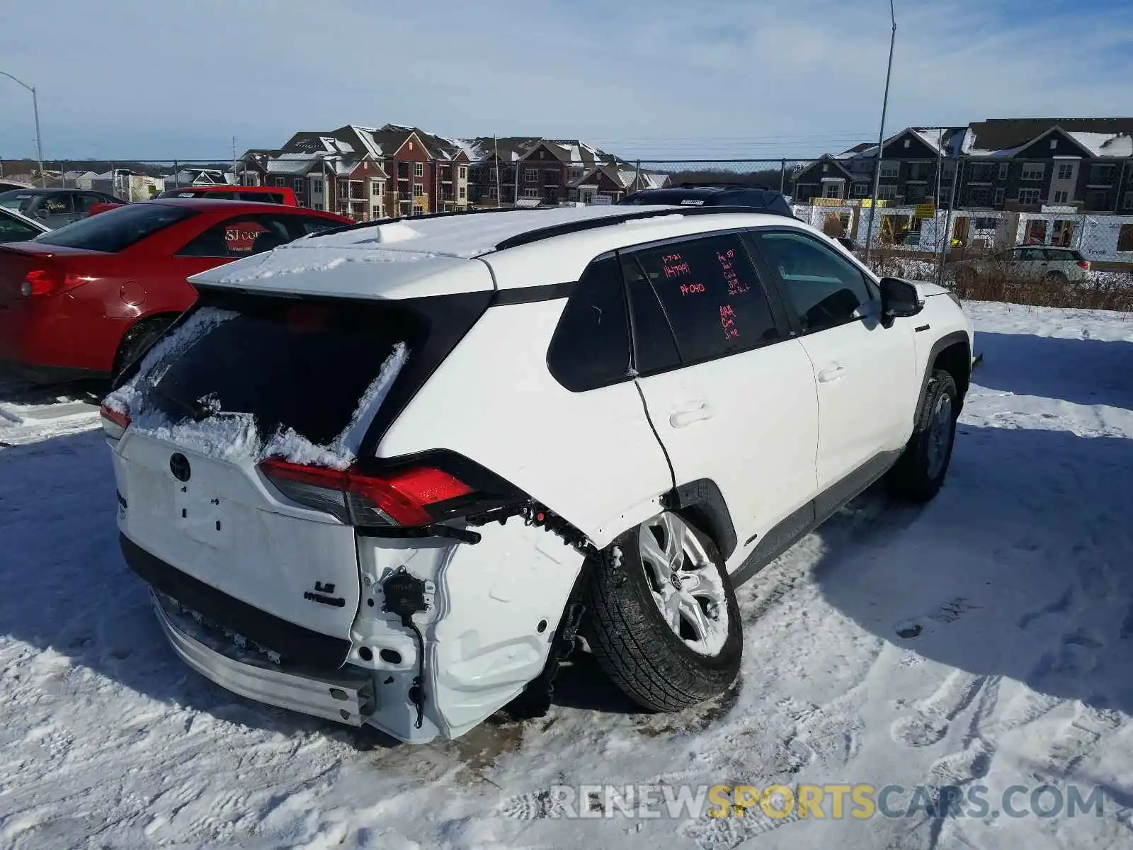 4 Фотография поврежденного автомобиля 4T3M6RFV7MU008010 TOYOTA RAV4 2021