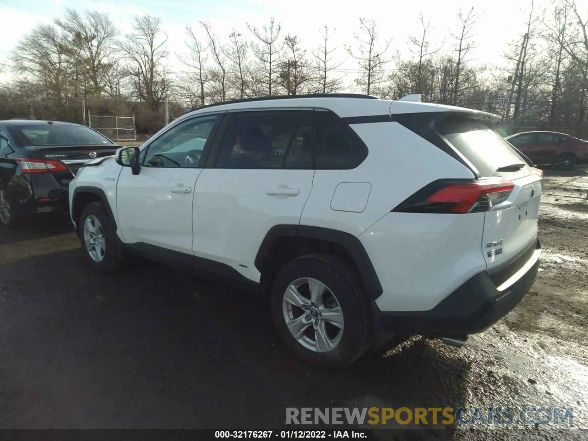 3 Photograph of a damaged car 4T3M6RFV9MU025066 TOYOTA RAV4 2021