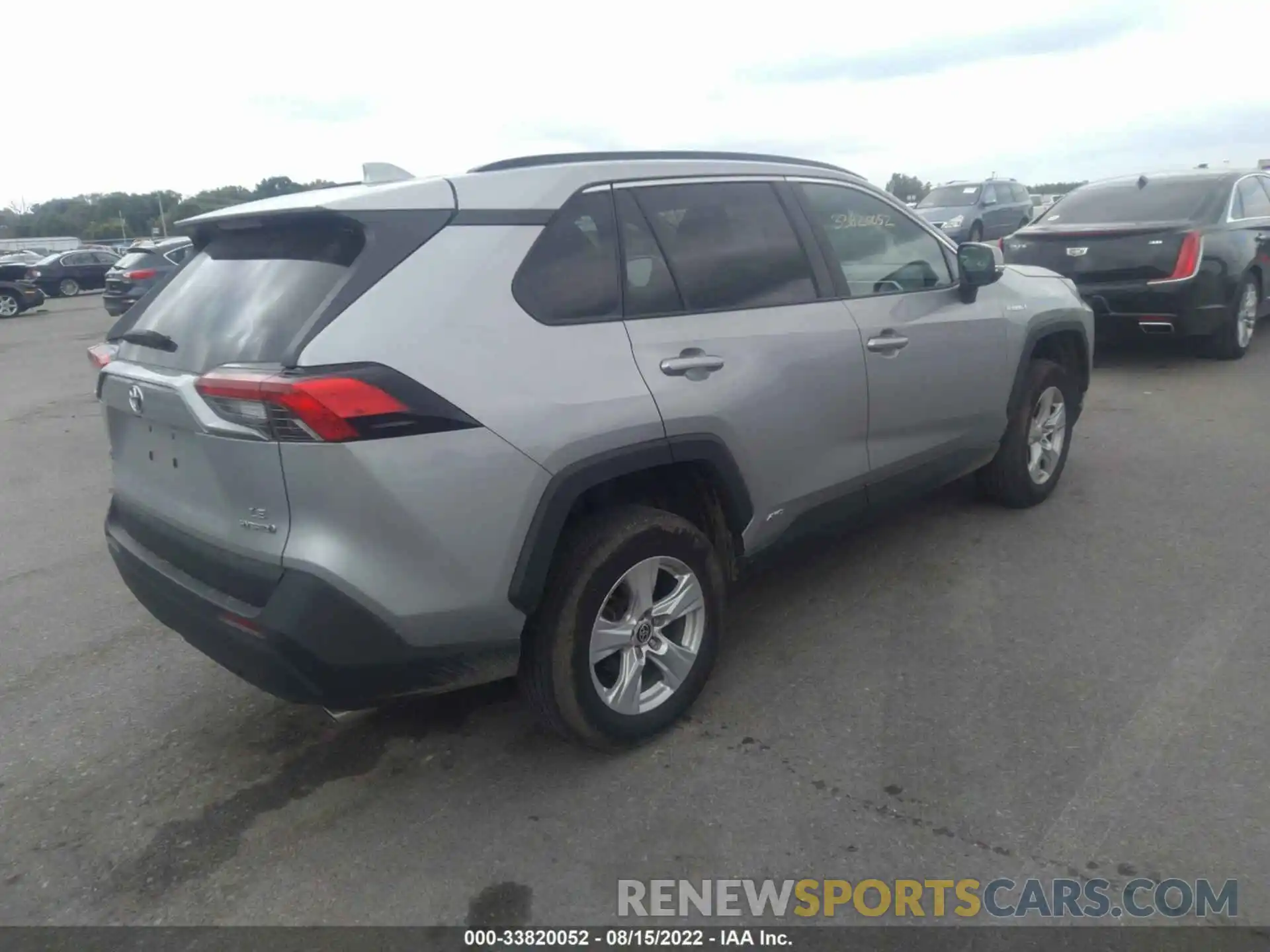 4 Photograph of a damaged car 4T3M6RFV9MU030543 TOYOTA RAV4 2021