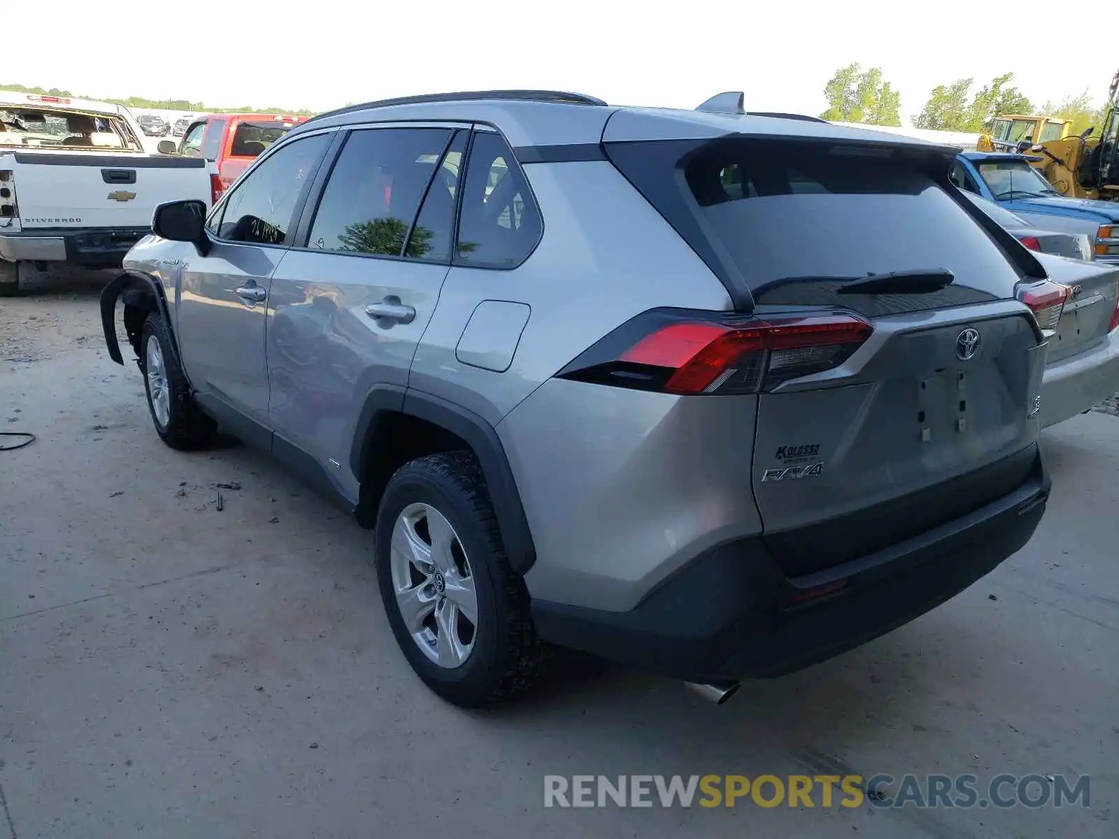 3 Photograph of a damaged car 4T3M6RFVXMU015940 TOYOTA RAV4 2021