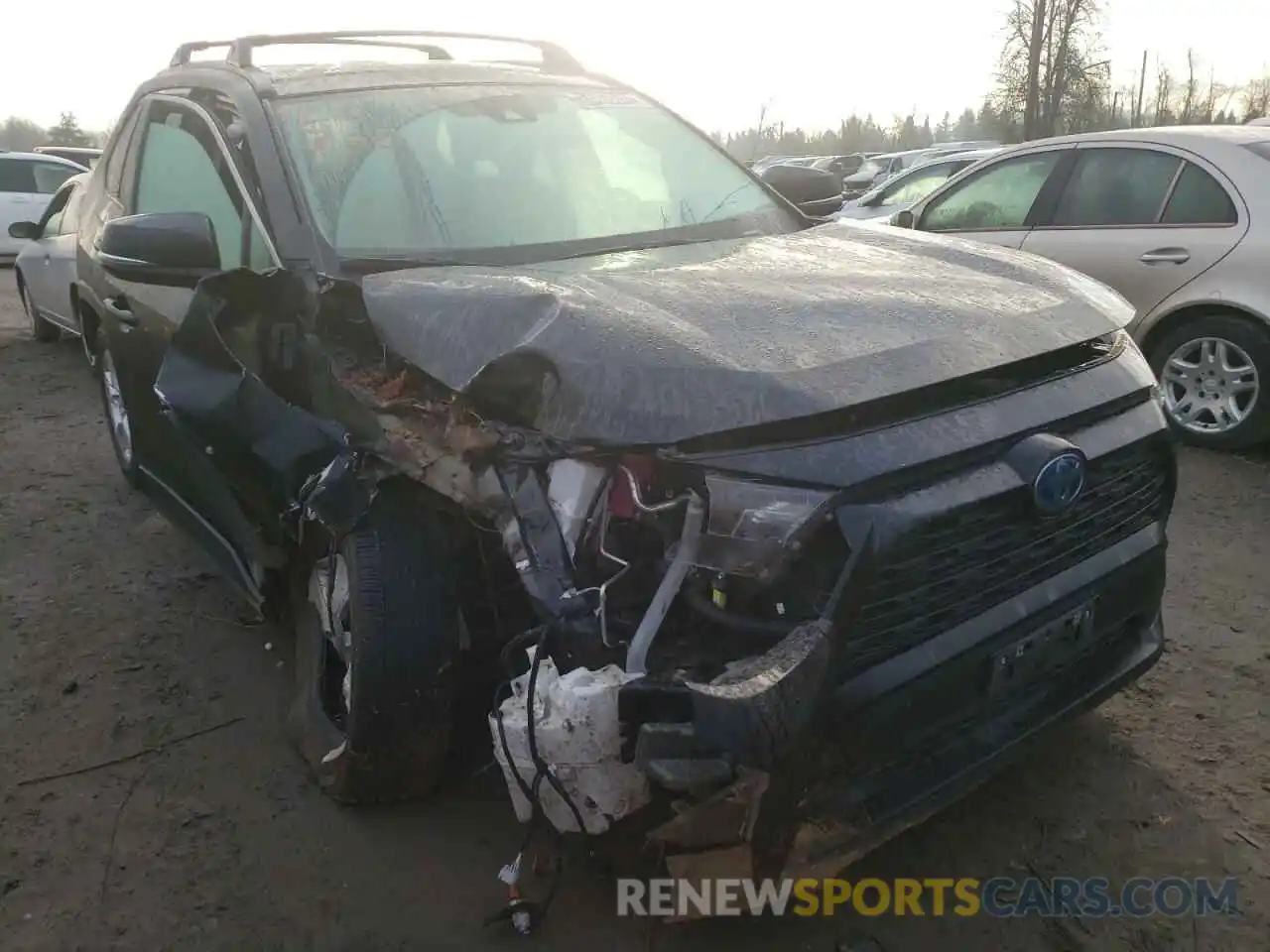 1 Photograph of a damaged car 4T3M6RFVXMU028753 TOYOTA RAV4 2021