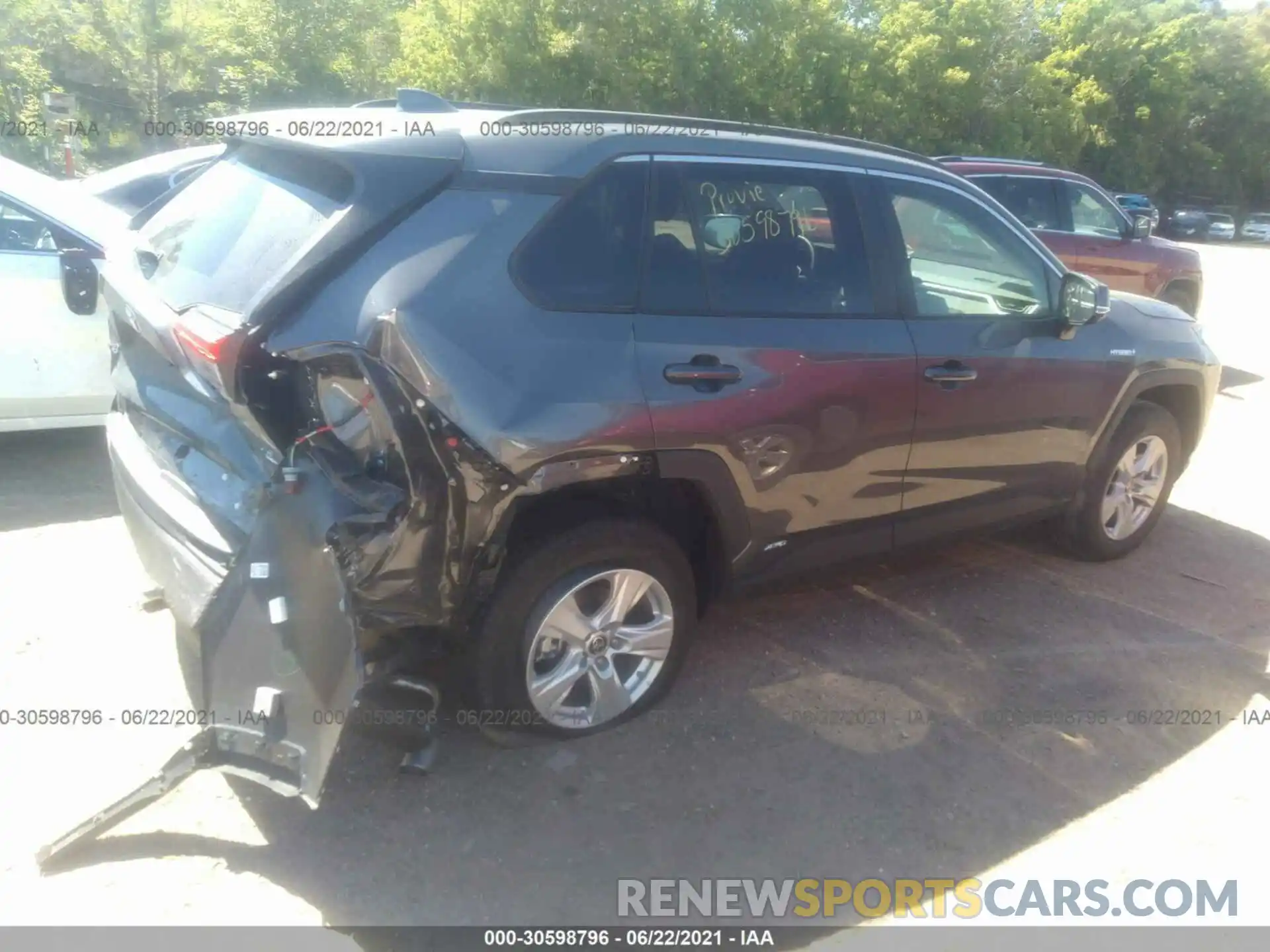 4 Photograph of a damaged car 4T3MWRFV1MU014823 TOYOTA RAV4 2021