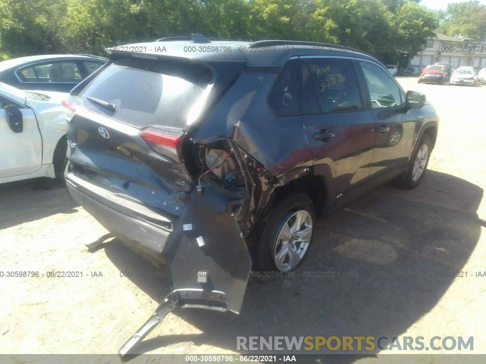 6 Photograph of a damaged car 4T3MWRFV1MU014823 TOYOTA RAV4 2021