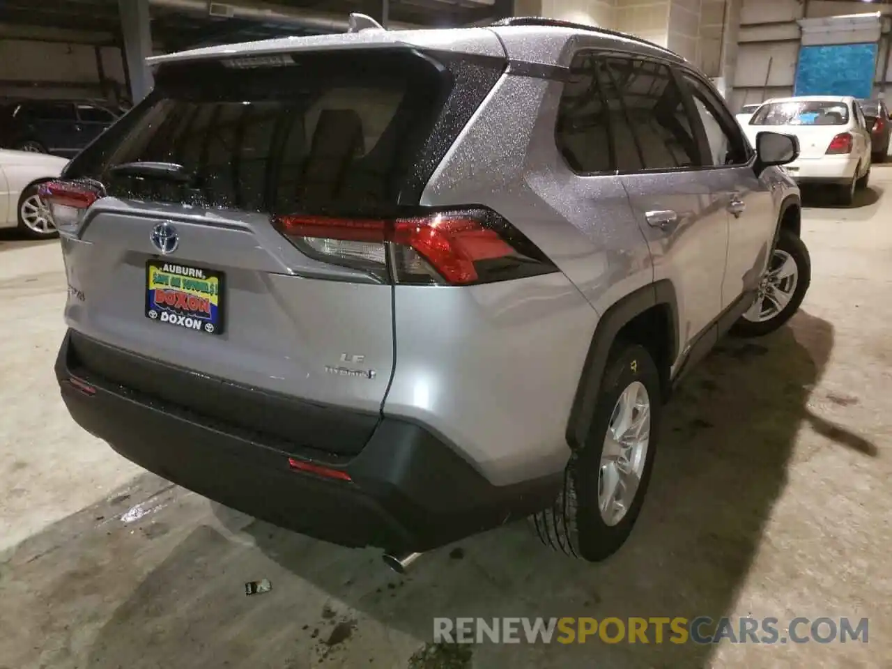 4 Photograph of a damaged car 4T3MWRFV1MU038281 TOYOTA RAV4 2021