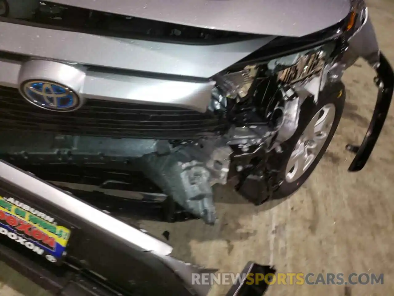 9 Photograph of a damaged car 4T3MWRFV1MU038281 TOYOTA RAV4 2021