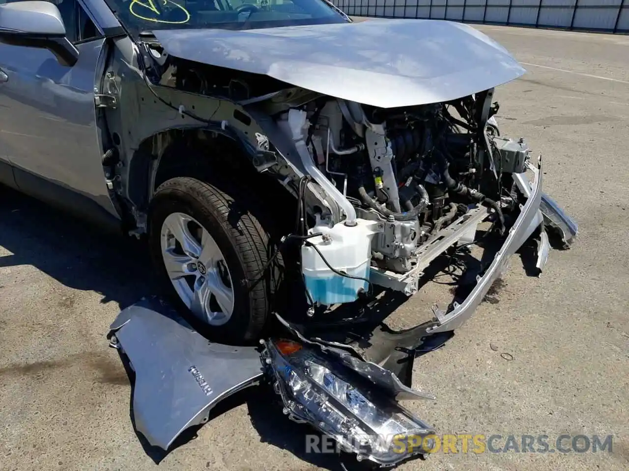 9 Photograph of a damaged car 4T3MWRFV6MU048210 TOYOTA RAV4 2021