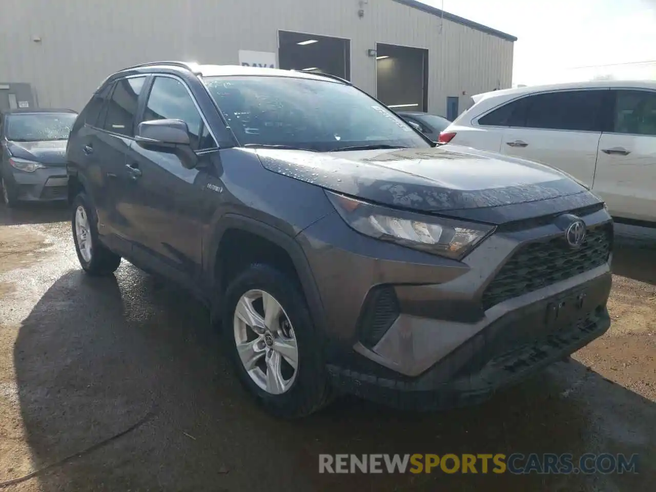 4 Photograph of a damaged car 4T3MWRFV8MU036074 TOYOTA RAV4 2021