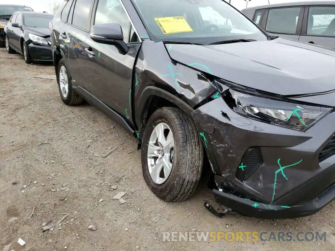 9 Photograph of a damaged car 4T3MWRFV9MU013211 TOYOTA RAV4 2021