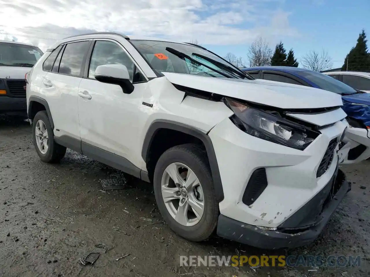 4 Photograph of a damaged car 4T3MWRFVXMU022659 TOYOTA RAV4 2021