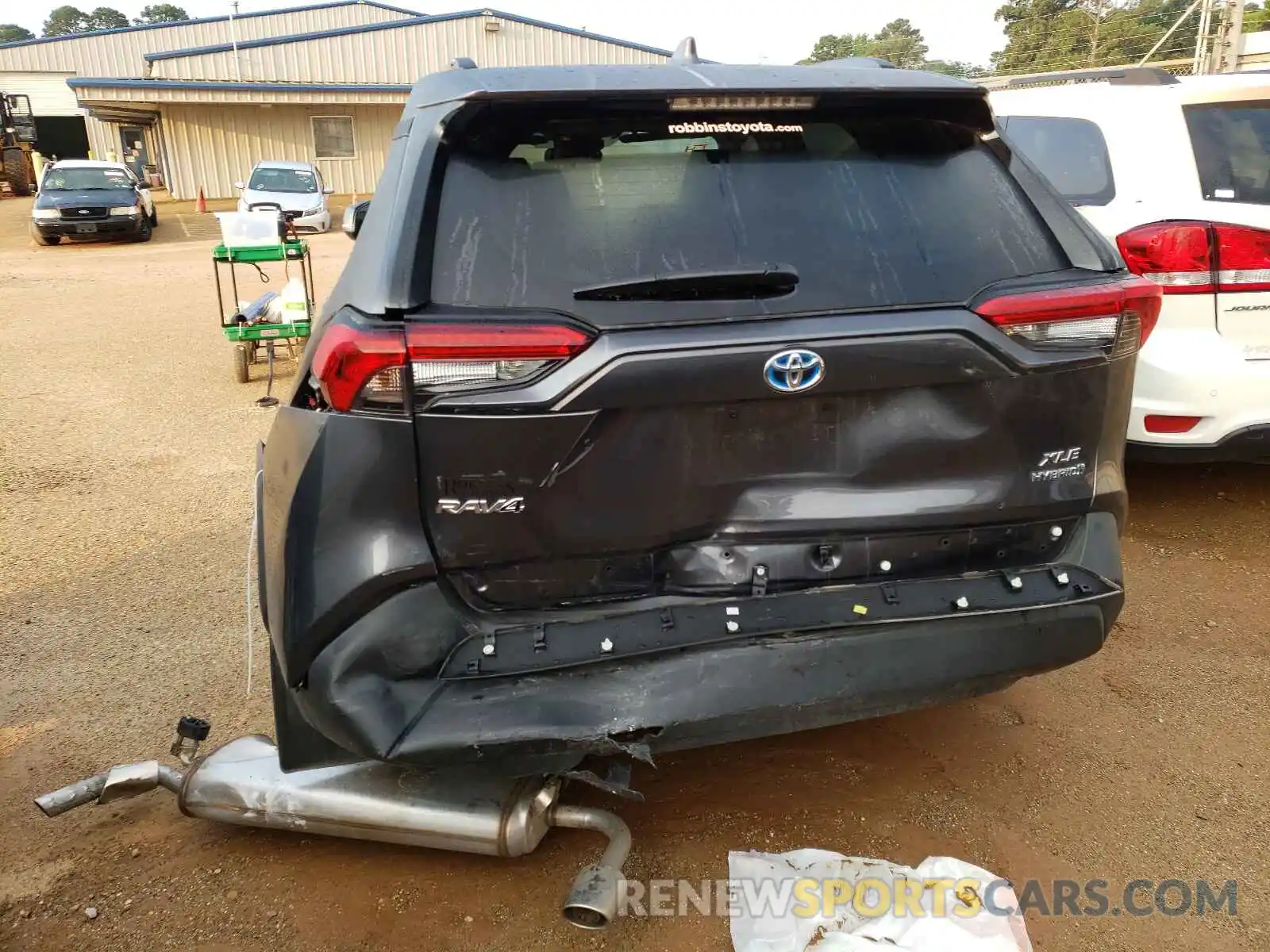 9 Photograph of a damaged car 4T3R6RFV0MU007156 TOYOTA RAV4 2021