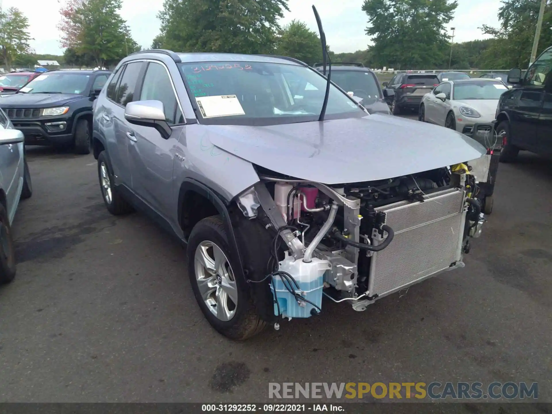 1 Photograph of a damaged car 4T3R6RFV0MU017363 TOYOTA RAV4 2021