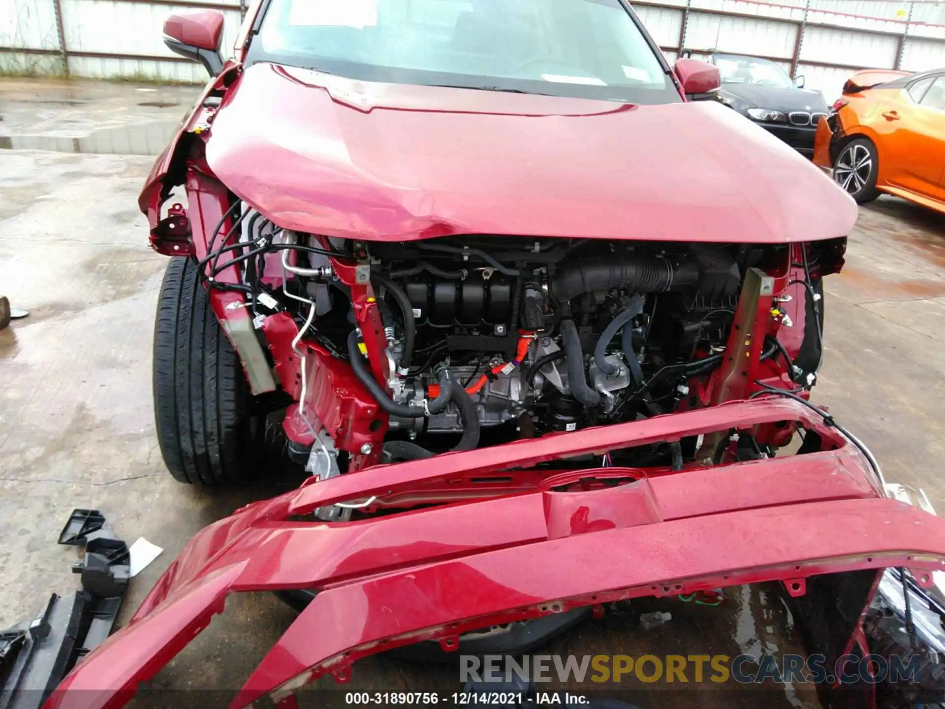 6 Photograph of a damaged car 4T3R6RFV0MU031313 TOYOTA RAV4 2021