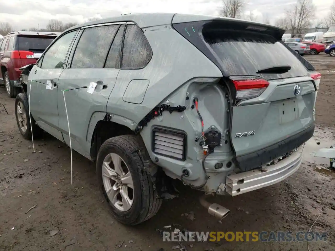 3 Photograph of a damaged car 4T3R6RFV1MU029618 TOYOTA RAV4 2021