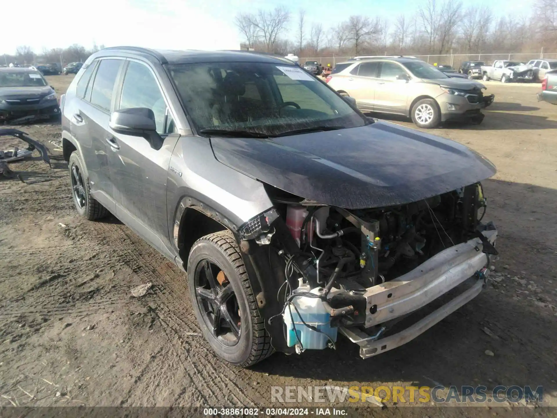 1 Photograph of a damaged car 4T3R6RFV2MU006848 TOYOTA RAV4 2021