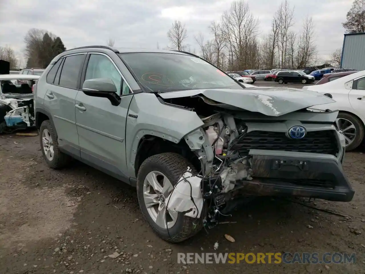 1 Photograph of a damaged car 4T3R6RFV2MU014769 TOYOTA RAV4 2021