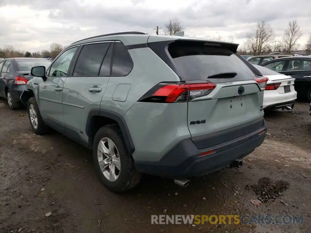 3 Photograph of a damaged car 4T3R6RFV2MU014769 TOYOTA RAV4 2021