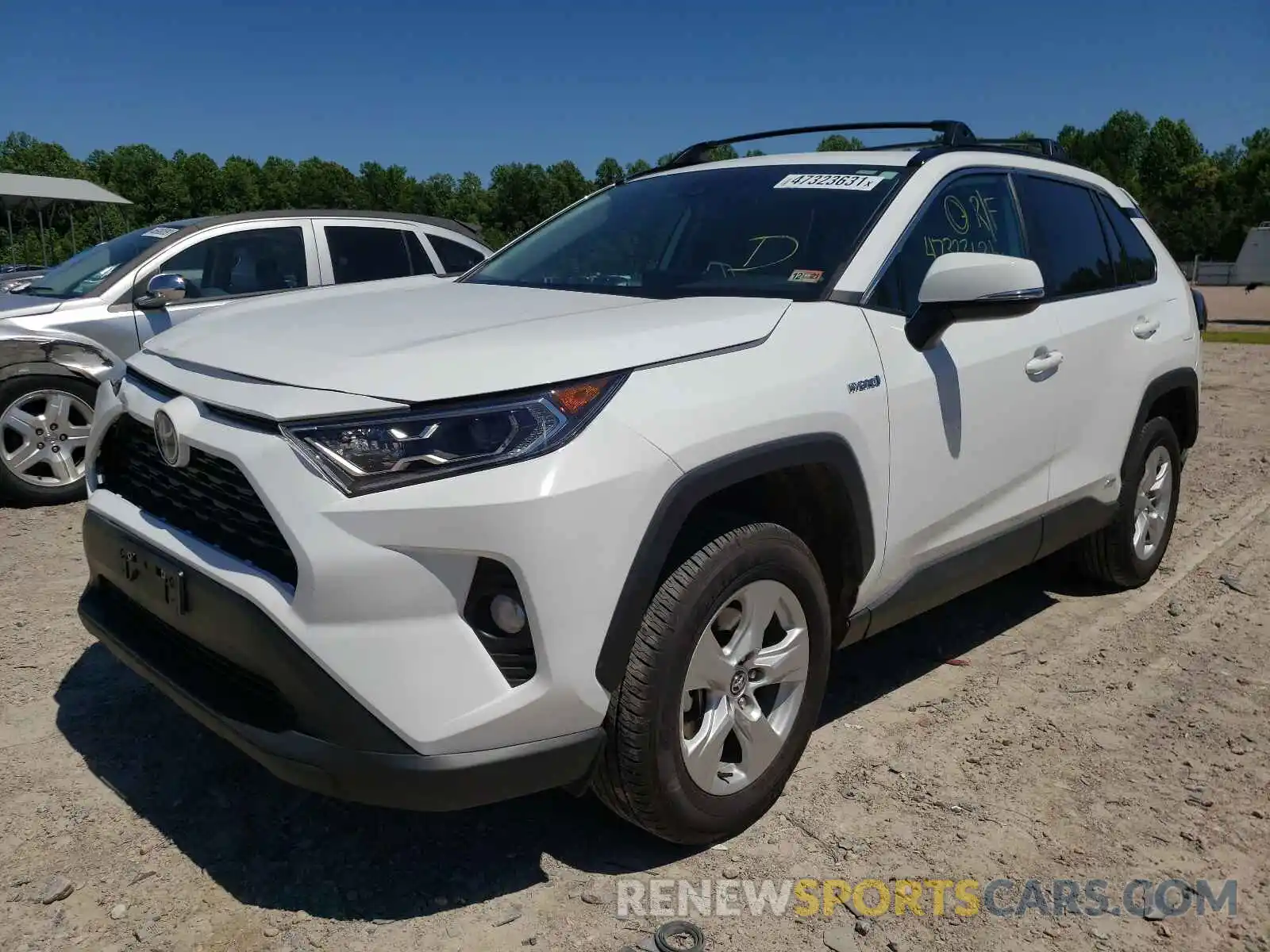 2 Photograph of a damaged car 4T3R6RFV2MU020880 TOYOTA RAV4 2021