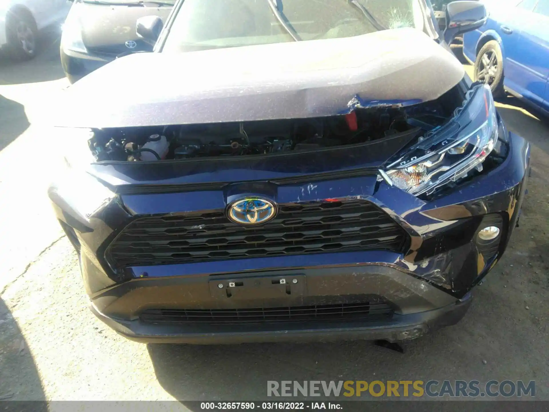 6 Photograph of a damaged car 4T3R6RFV2MU028411 TOYOTA RAV4 2021