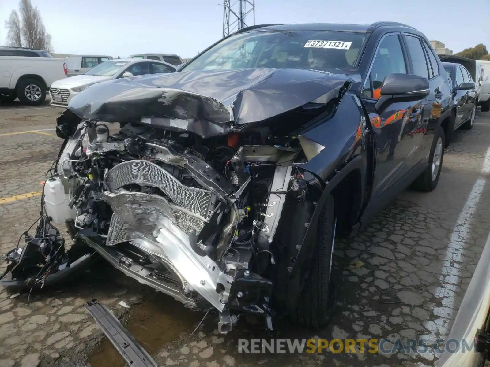 2 Photograph of a damaged car 4T3R6RFV3MU008401 TOYOTA RAV4 2021