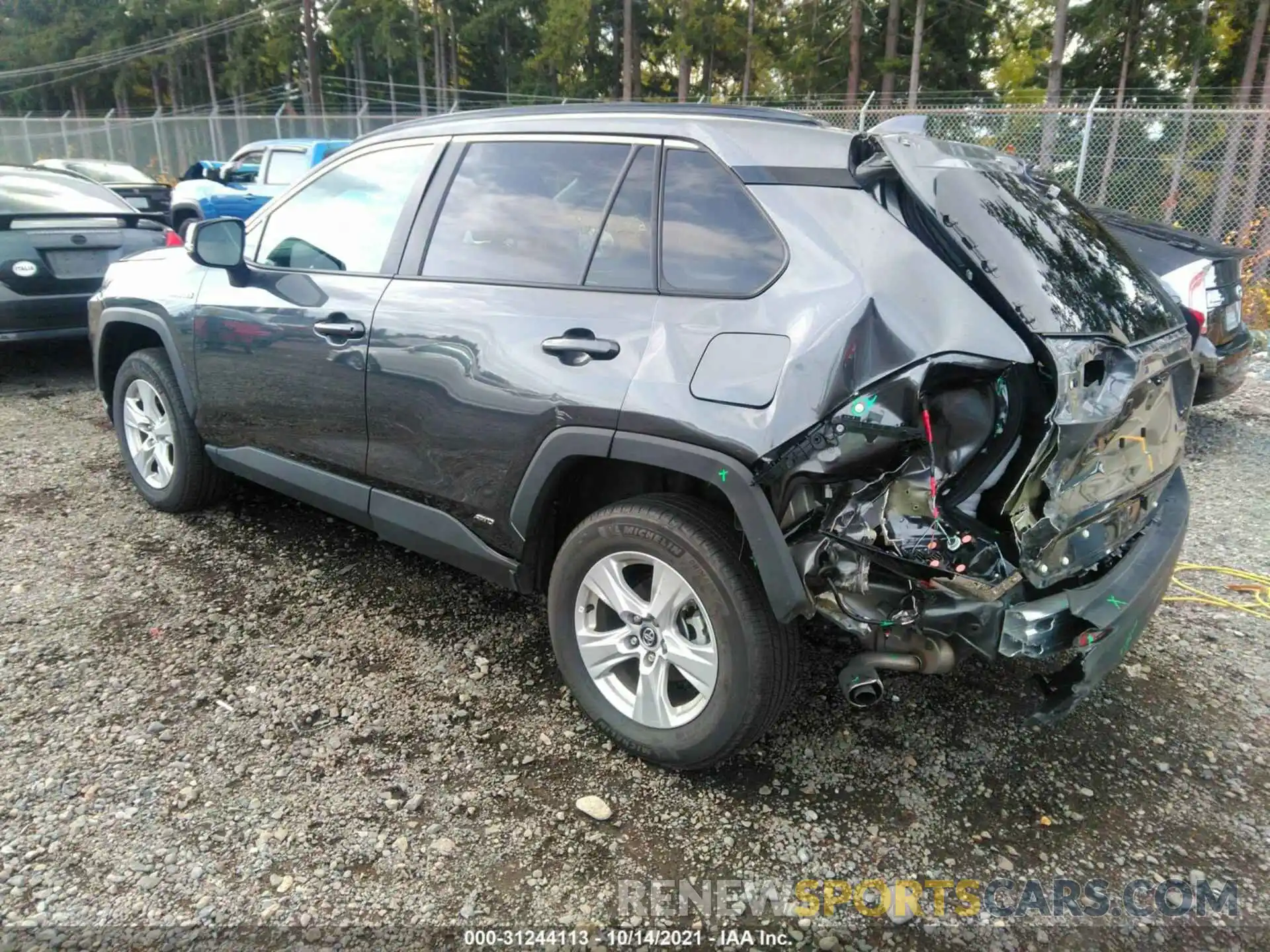 3 Photograph of a damaged car 4T3R6RFV3MU017387 TOYOTA RAV4 2021