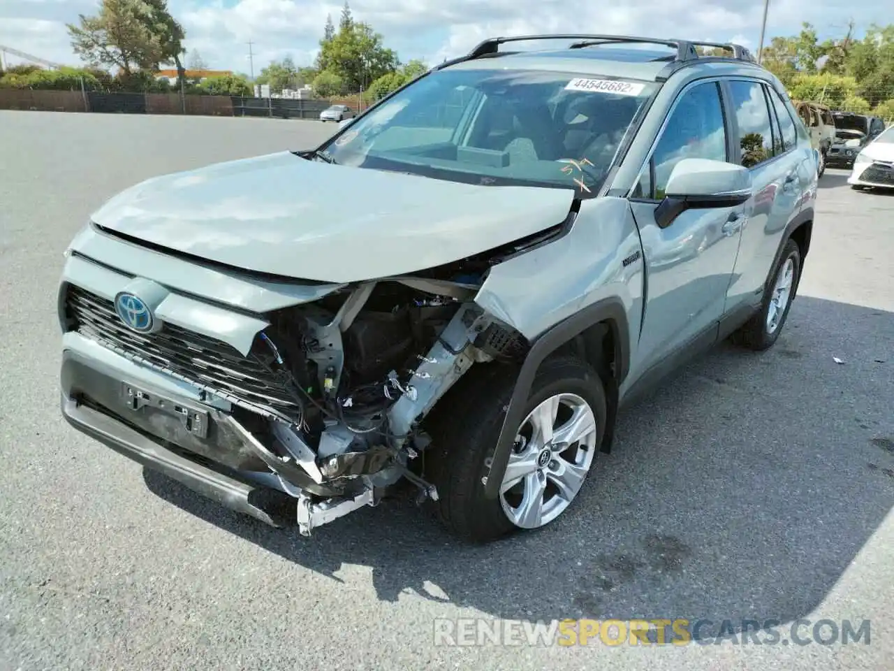 2 Photograph of a damaged car 4T3R6RFV4MU017057 TOYOTA RAV4 2021