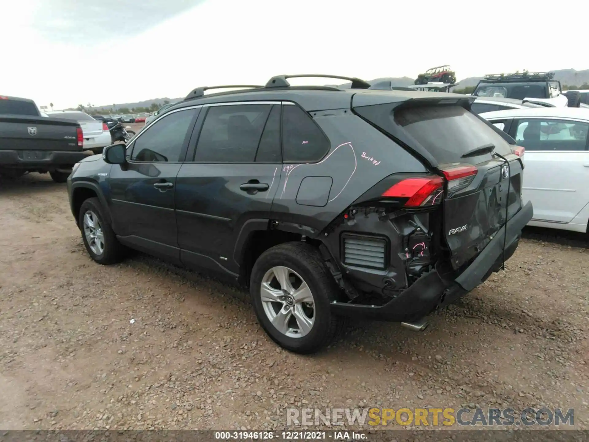 3 Photograph of a damaged car 4T3R6RFV5MU010196 TOYOTA RAV4 2021