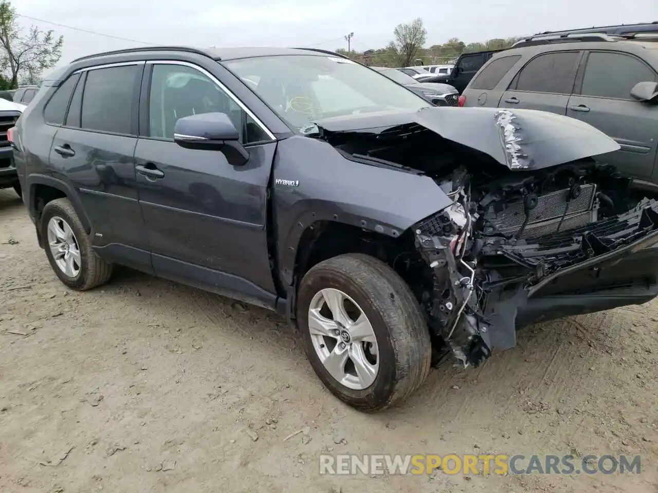 1 Photograph of a damaged car 4T3R6RFV5MU012921 TOYOTA RAV4 2021