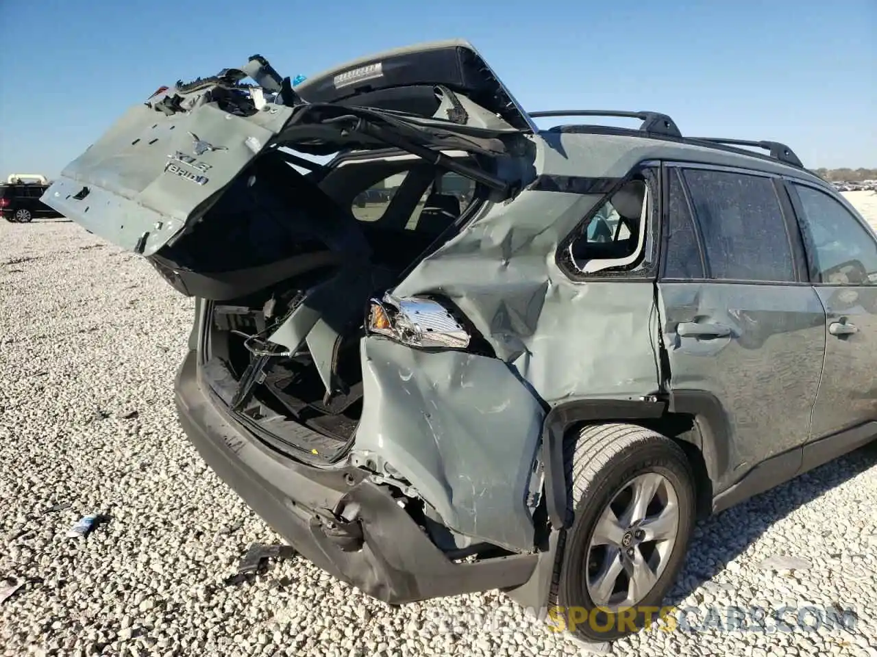 9 Фотография поврежденного автомобиля 4T3R6RFV5MU029167 TOYOTA RAV4 2021