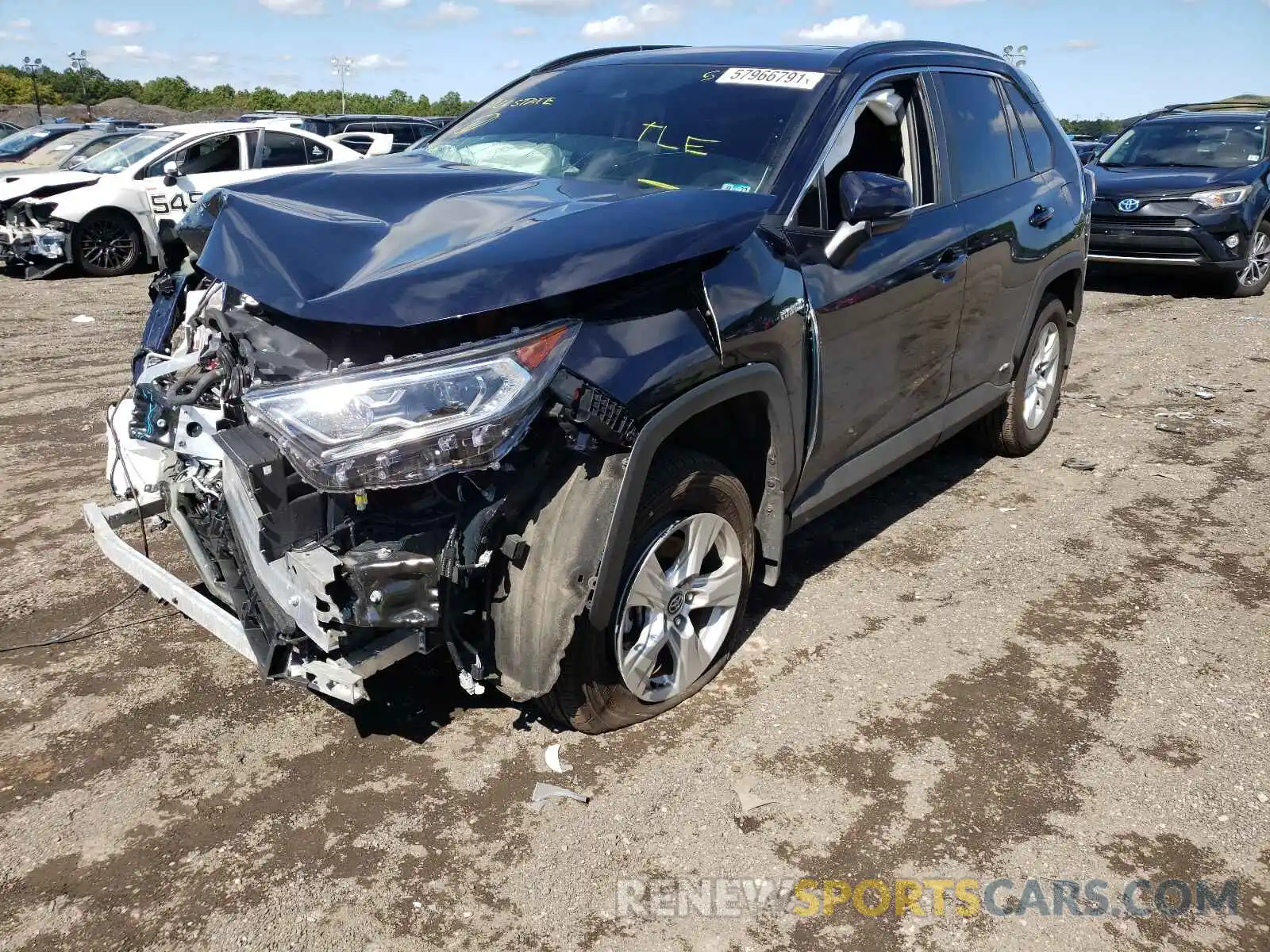 2 Photograph of a damaged car 4T3R6RFV6MU012782 TOYOTA RAV4 2021