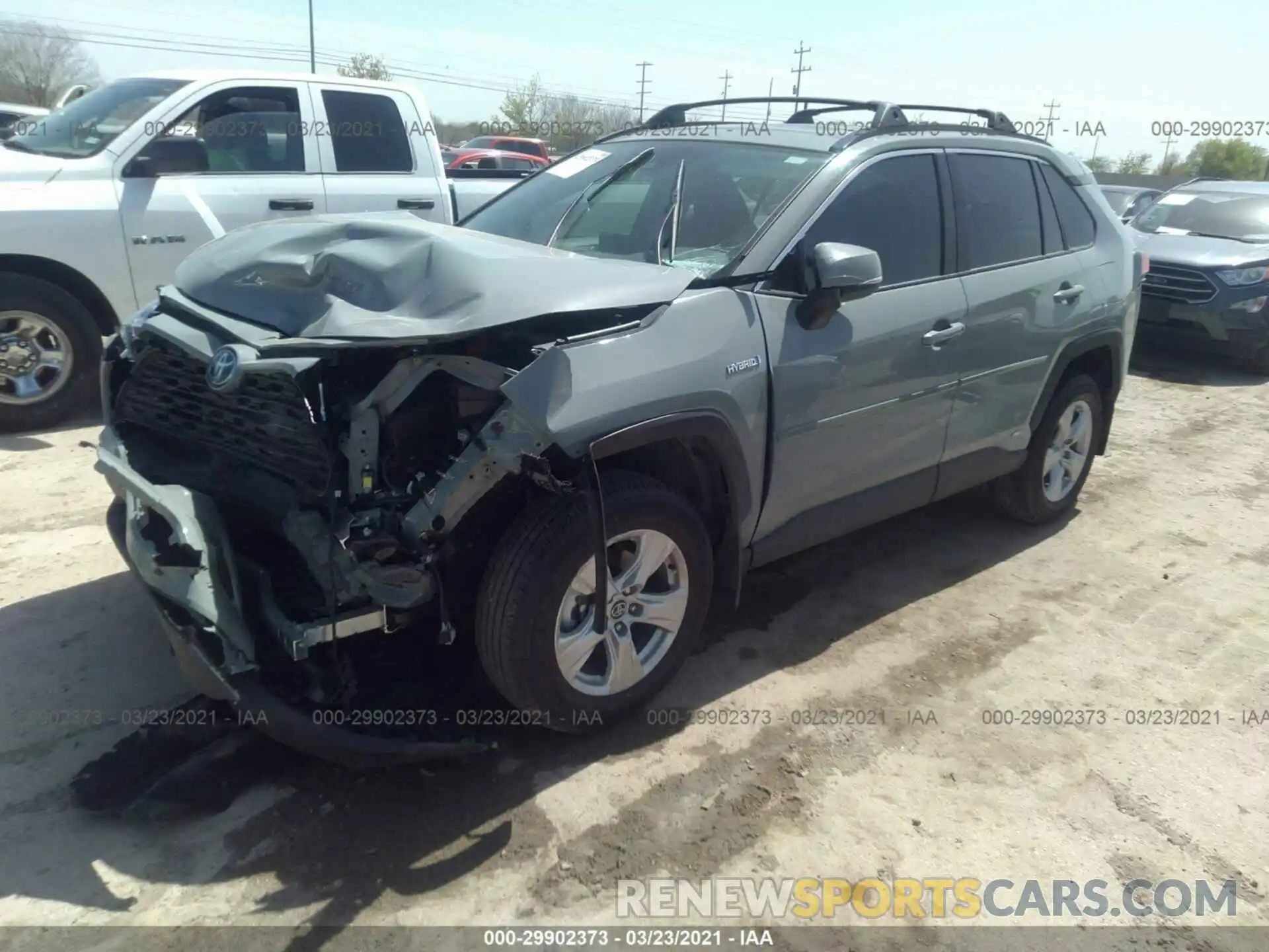 2 Photograph of a damaged car 4T3R6RFV6MU027282 TOYOTA RAV4 2021