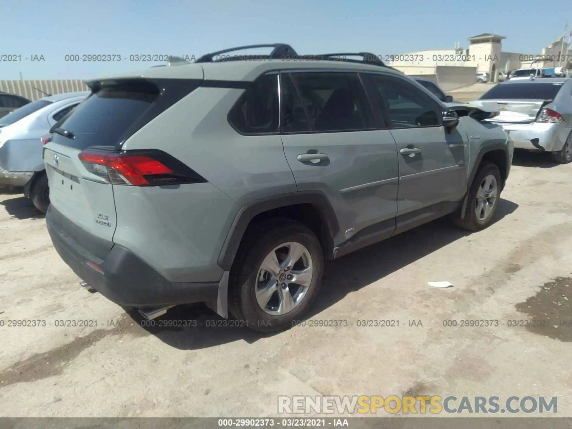 4 Photograph of a damaged car 4T3R6RFV6MU027282 TOYOTA RAV4 2021